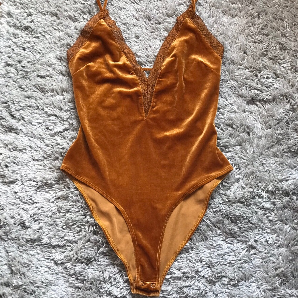 Forever21 Velvet Laced Front BodySuit Size M